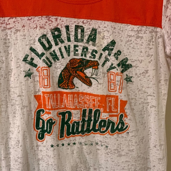 Knights Apparel for Her Tee size Large (Juniors) - Picture 4 of 8